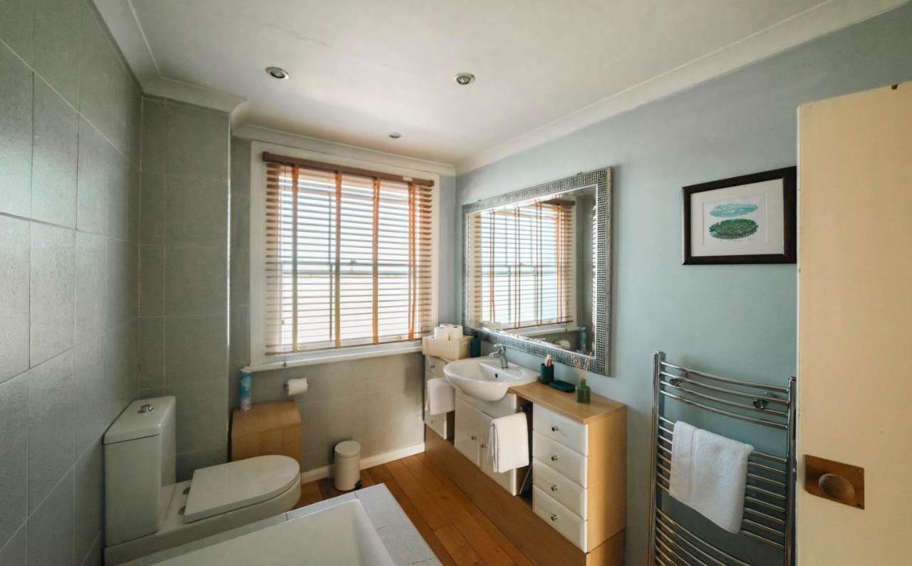 Stylish 2 Bedroom Flat In Camden Town Лондон Экстерьер фото